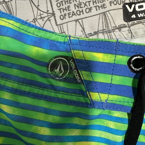Volcom Men Size 33 Blue Green Striped Swim Board‎ Shorts EUC - Picture 8 of 9
